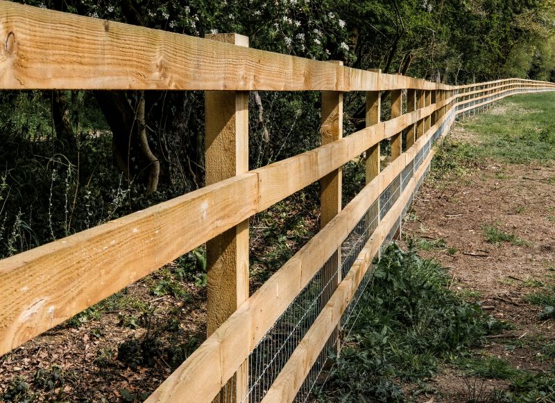 Wood Fence Installation Service
