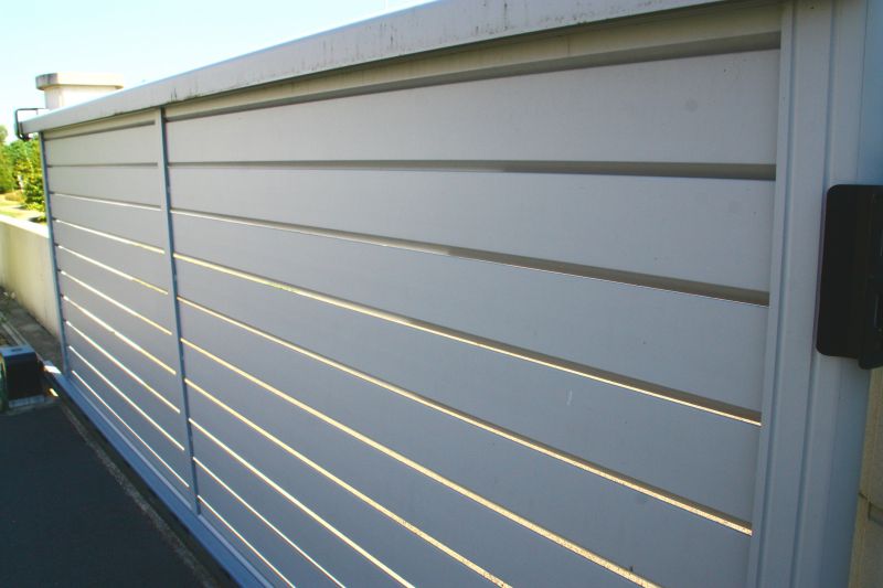 Aluminum Gate Installation in Pearland, TX