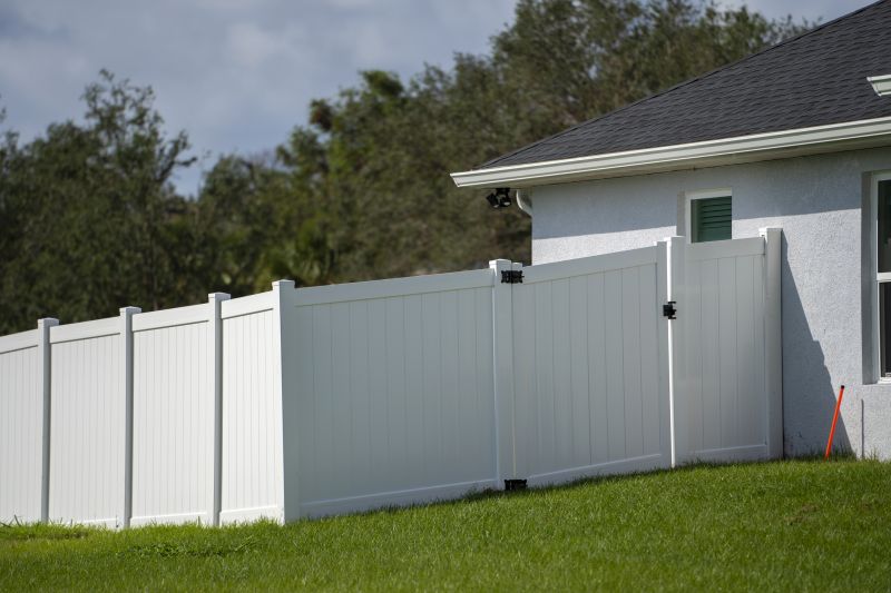 Vinyl Fence Replacement in Wilmington, NC